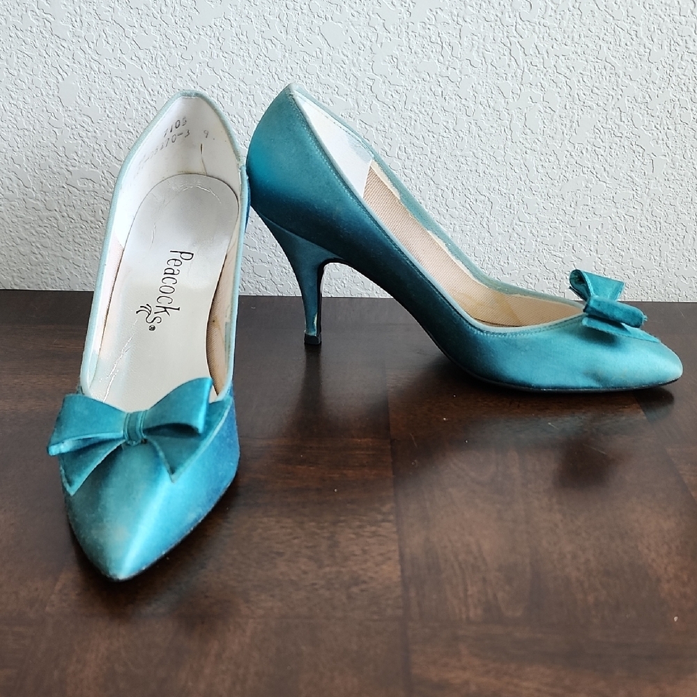 Vintage 80's 90's Teal Women's Heels with Bow Size 7.5